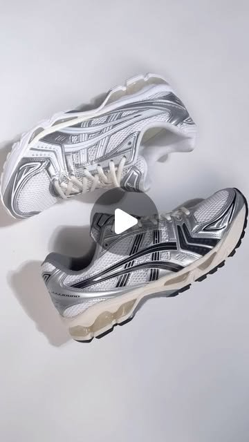פוסט מהאינסטגרם של shoesbox.il